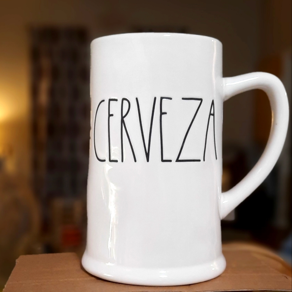 Rae Dunn cerveza (beer) mug